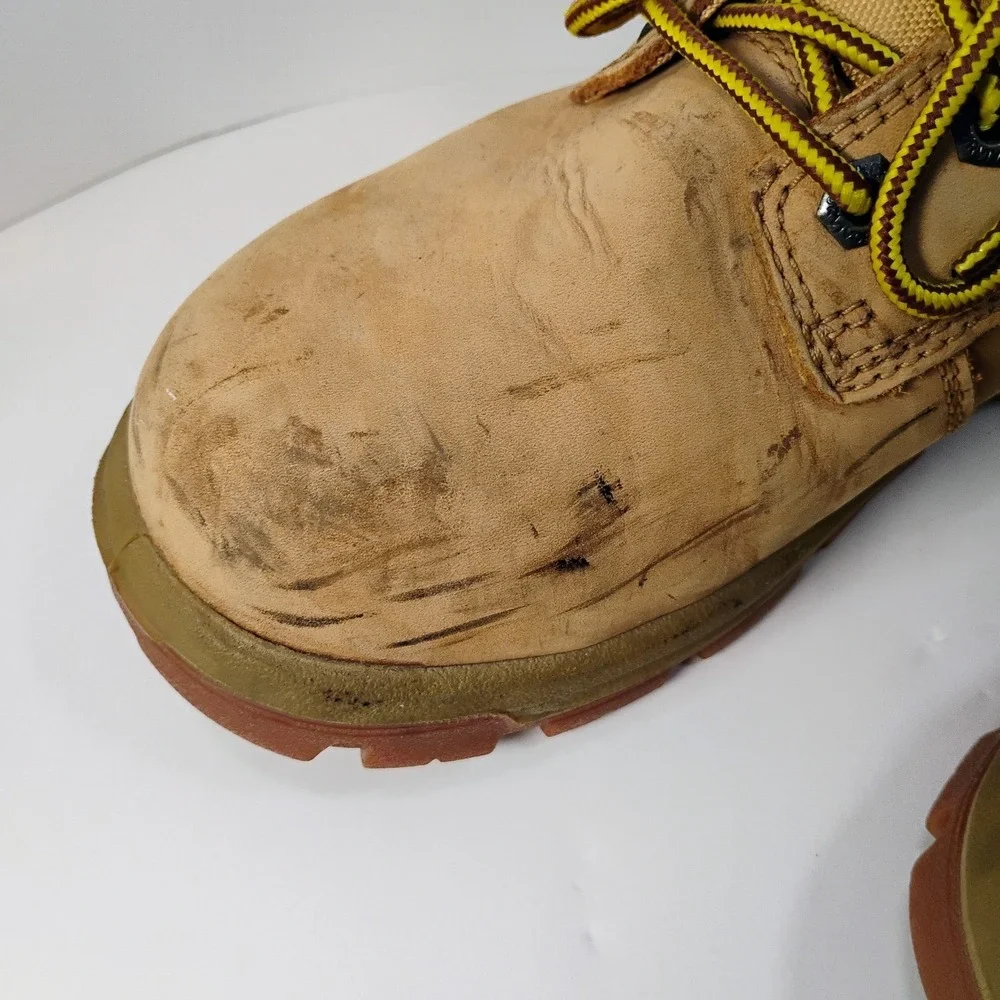 Herman Survivors Men's 6.5 Wide Tan Steel Toe Work Boots